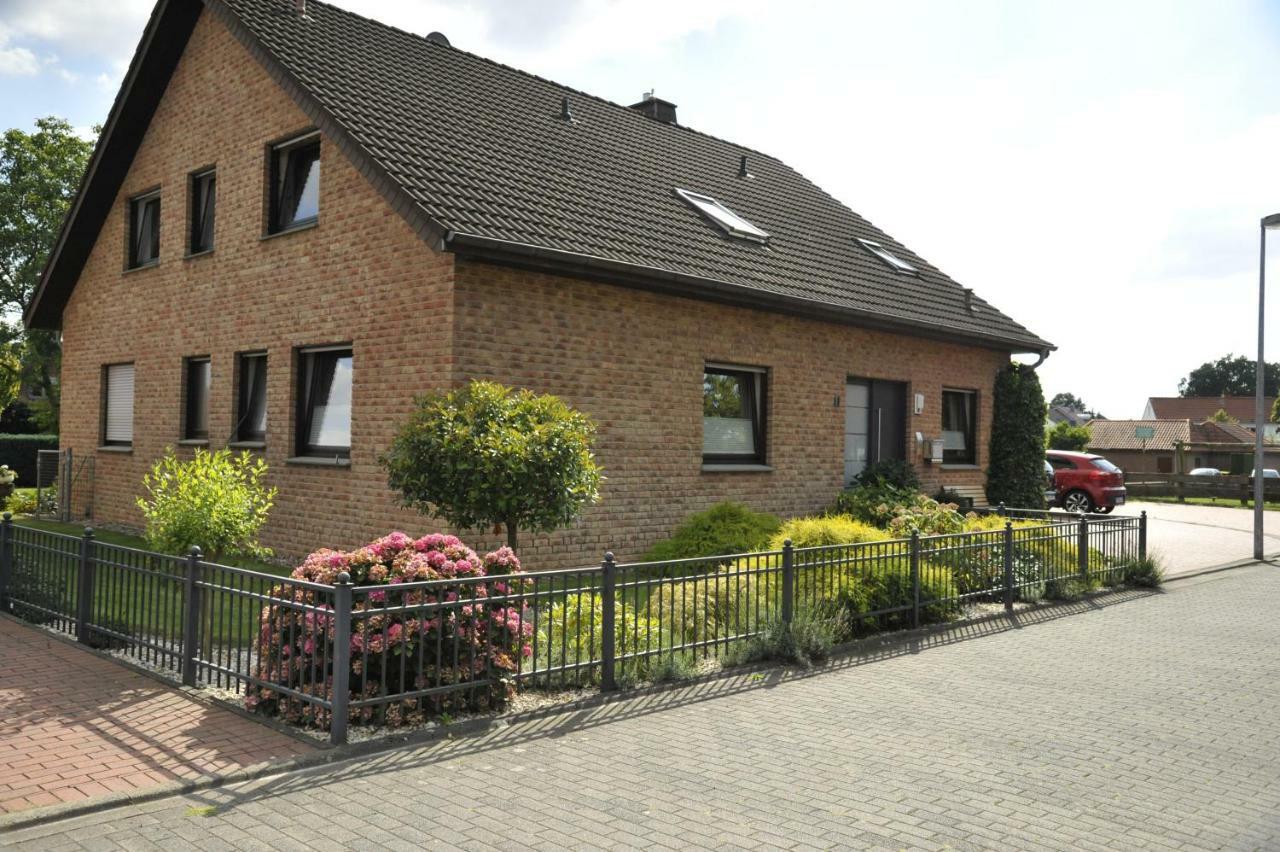 Ferienwohnung-Christin Hovelhof Exterior photo